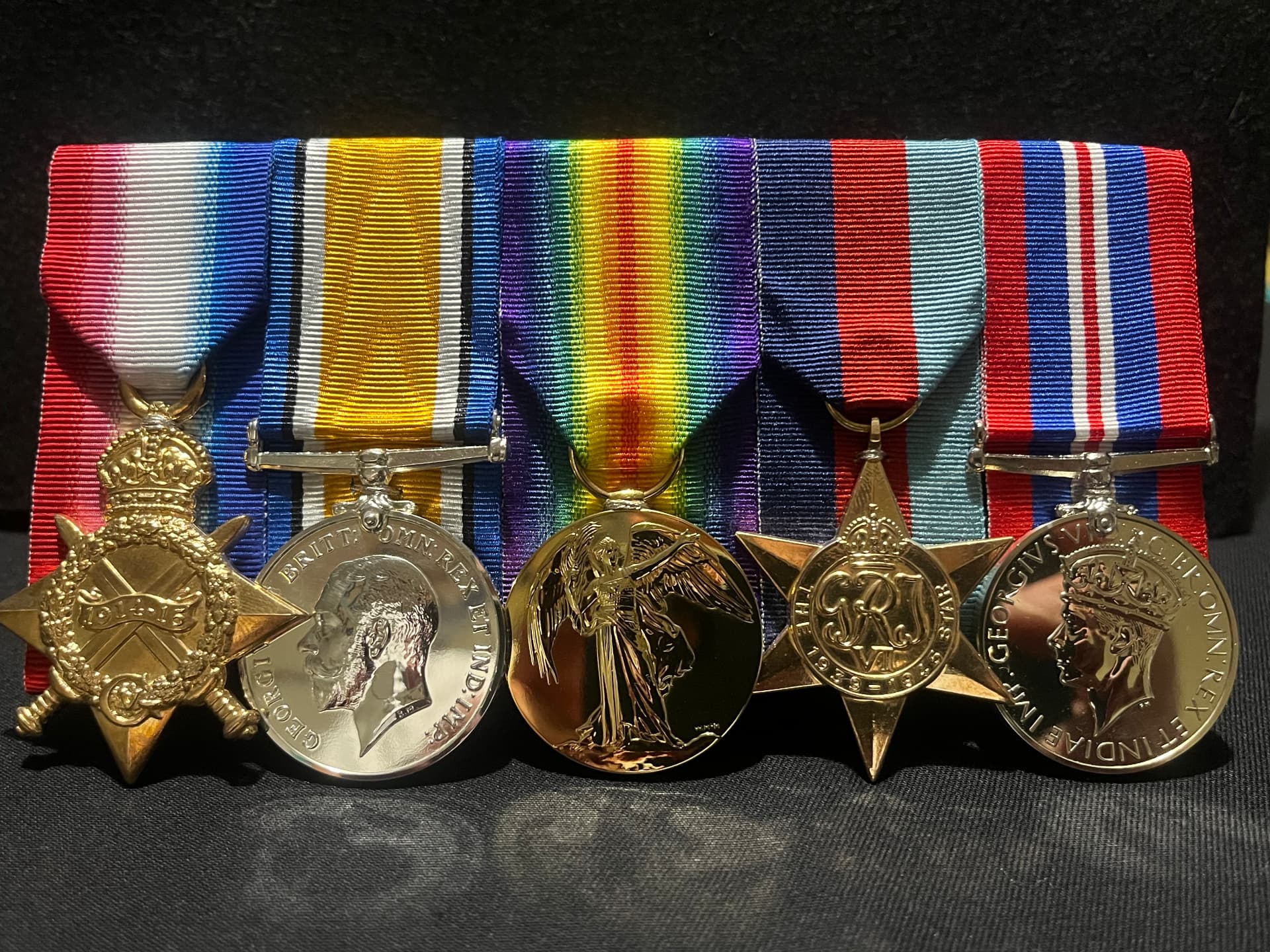 Medals & Mounting
